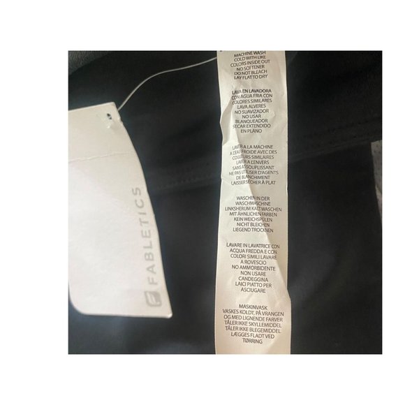 NWT Fabletics Capri Women's Size Large 10/12 Solar Crop - Picture 8 of 9